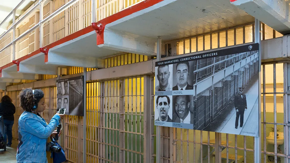 Тюрьма Алькатрас: история, где находится, почему закрыли и кто сбежал?