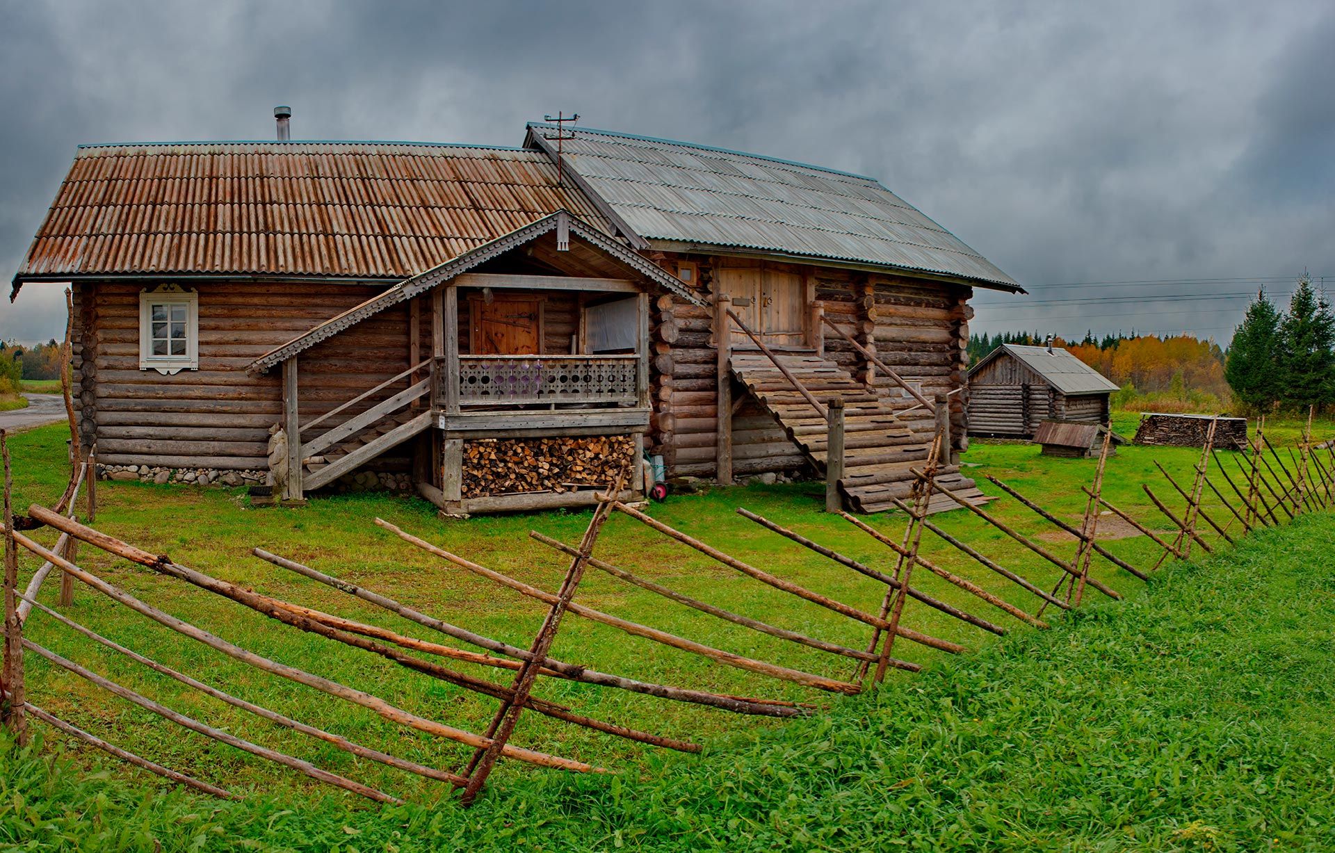 Кинерма в избе