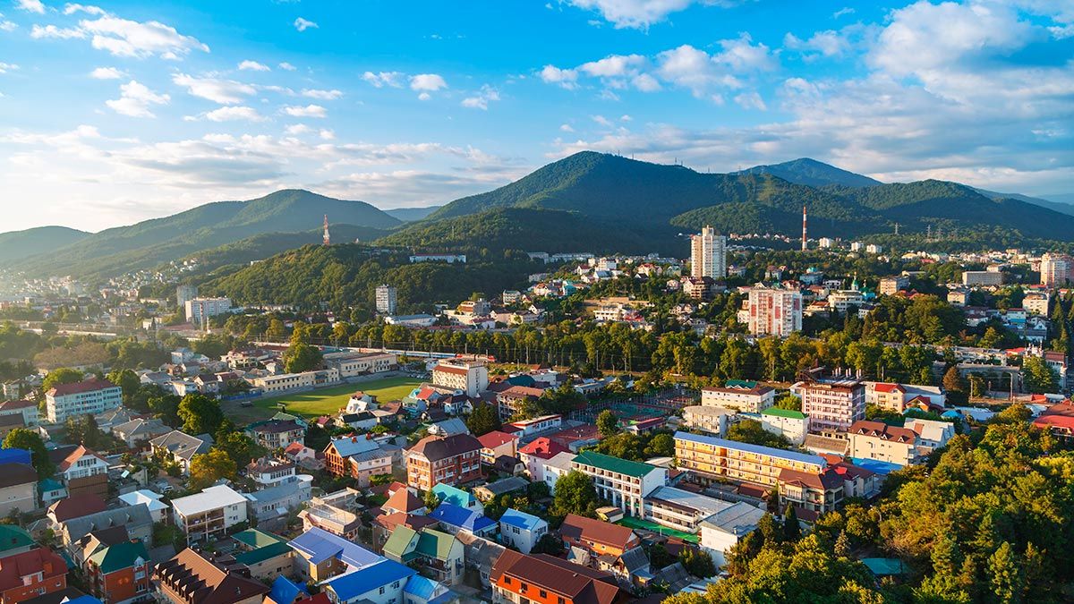 Отдых в Лазаревском: пляжи, море, погода, достопримечательности