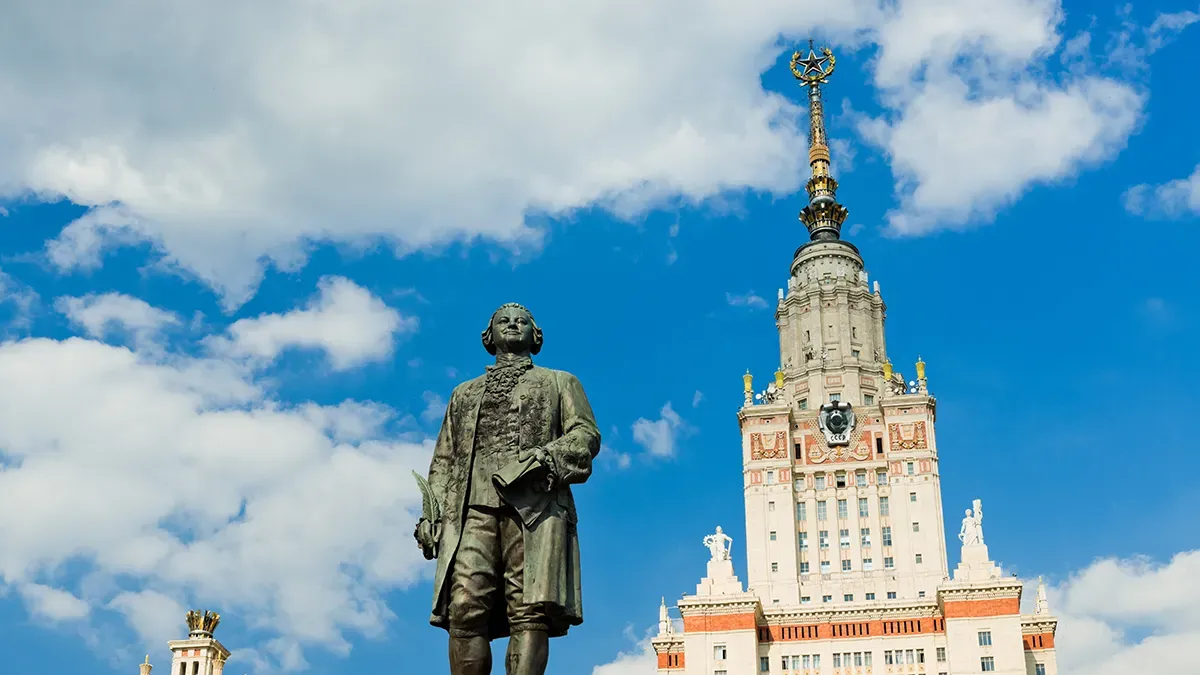 Главное здание МГУ в Москве: история здания