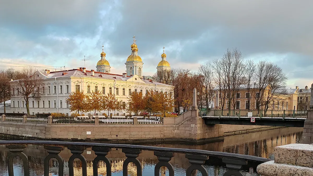 Короткое путешествие в Санкт-Петербург: живая музыка